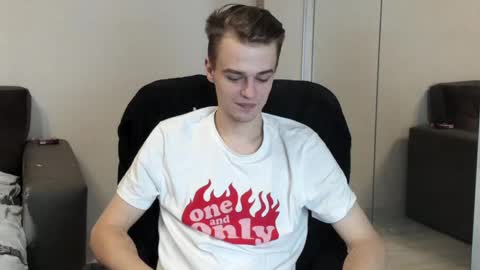 taylor fox online show from 02/10/25, 07:38