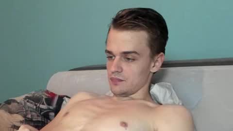 taylor fox online show from 09/25/25, 06:44