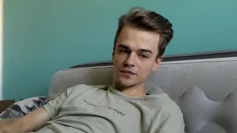 taylor fox online show from 09/26/25, 08:51