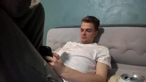 taylor fox online show from 11/01/25, 07:16