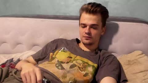 taylor fox online show from 11/23/25, 04:18