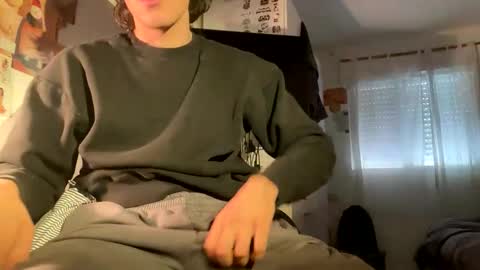 Snapshot of rokyyyyyyyy363545 chatting on 02/15/26, 11:41 rokyyyyyyyy363545 online show from 02/15/26, 11:41