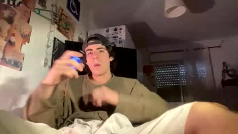 Snapshot of rokyyyyyyyy363545 chatting on 02/16/26, 01:51 rokyyyyyyyy363545 online show from 02/16/26, 01:51