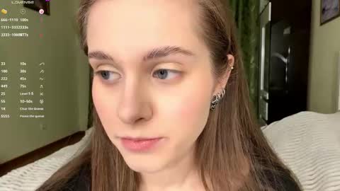 Mia online show from 12/23/25, 07:17