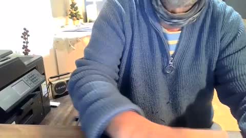 rolandloser1000 online show from 01/04/25, 03:39