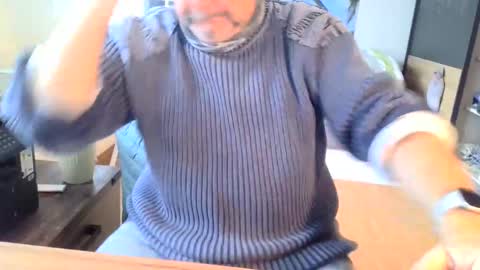 rolandloser1000 online show from 01/27/25, 12:48