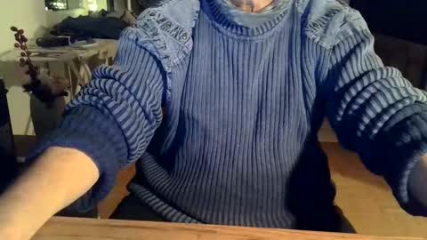 rolandloser1000 online show from 01/28/25, 05:14