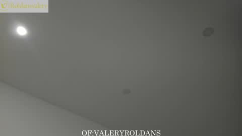 Valery Roldans online show from 10/28/25, 03:32