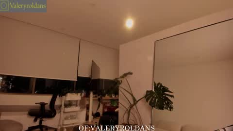 Valery Roldans online show from 02/02/26, 01:15