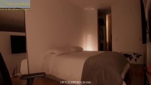 Valery Roldans online show from 03/08/26, 01:14