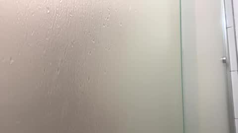 Snapshot of rollingatone1 chatting on 11/26/25, 02:34 rollingatone1 online show from 11/26/25, 02:34