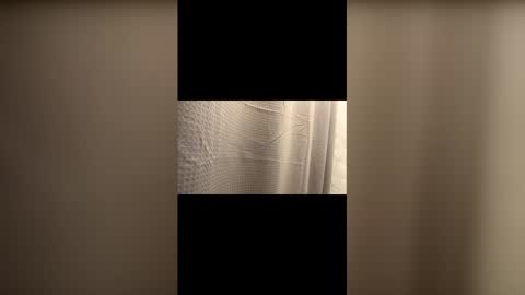 Snapshot of rollingatone1 chatting on 12/16/25, 02:38 rollingatone1 online show from 12/16/25, 02:38