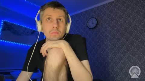 roma305991 online show from 12/16/25, 07:19