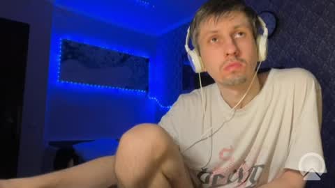 Snapshot of roma305991 chatting on 04/20/26, 09:38 roma305991 online show from 04/20/26, 09:38