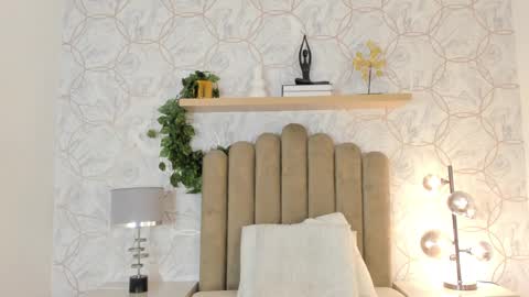   online show from 01/11/25, 11:34