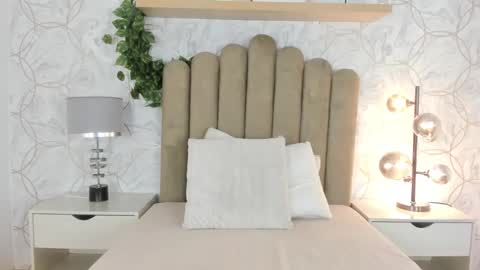   online show from 01/12/25, 11:39