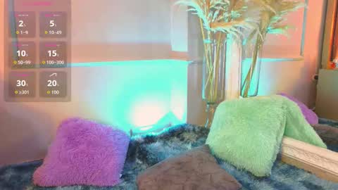   online show from 11/08/25, 12:16