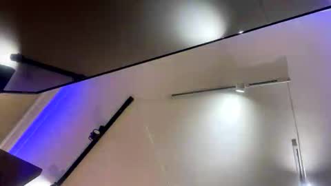   online show from 11/24/25, 11:43