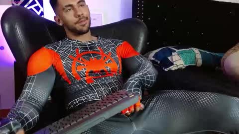 Roman online show from 11/25/25, 06:52