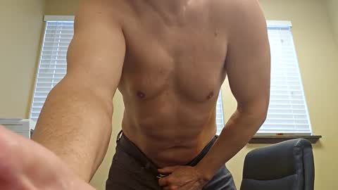 Snapshot of romanteeks chatting on 01/24/25, 08:32 romanteeks online show from 01/24/25, 08:32