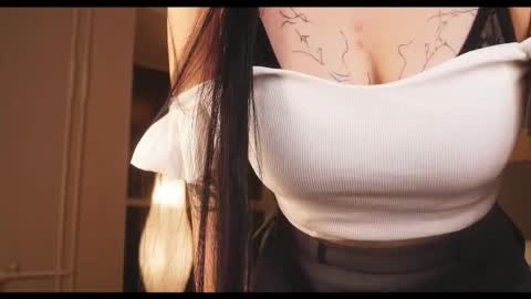 Nora online show from 04/03/26, 09:02