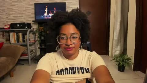 Snapshot of romantic_stargirl chatting on 06/04/26, 11:11 Is A Belle online show from 06/04/26, 11:11