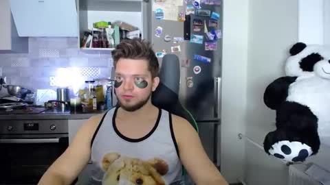romantic_twunk online show from 09/28/25, 02:50