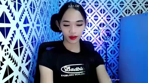 empress online show from 02/19/25, 10:09