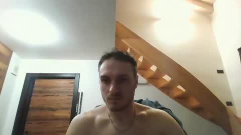 Snapshot of romanz123 chatting on 01/21/25, 10:41 romanz123 online show from 01/21/25, 10:41