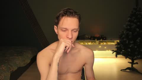 Snapshot of romeo_mercy chatting on 12/24/24, 07:33 Romeo online show from 12/24/24, 07:33