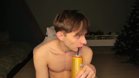 Snapshot of romeo_mercy chatting on 01/06/25, 07:09 Romeo online show from 01/06/25, 07:09