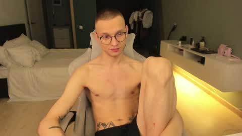 Snapshot of romeo_mercy chatting on 02/09/25, 04:36 Romeo online show from 02/09/25, 04:36