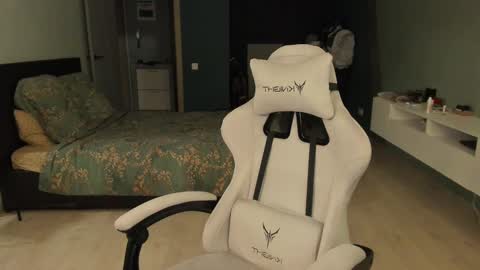 Snapshot of romeo_mercy chatting on 02/24/25, 05:09 Romeo online show from 02/24/25, 05:09