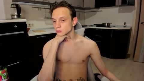 Romeo online show from 11/10/25, 11:42