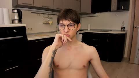 Romeo online show from 11/29/25, 11:08