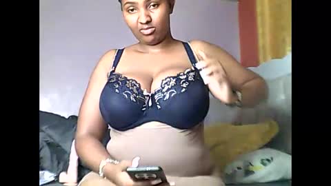 Romina 26 online show from 05/15/26, 07:54