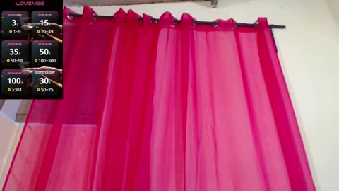 Romina Fiore  online show from 02/14/25, 11:42