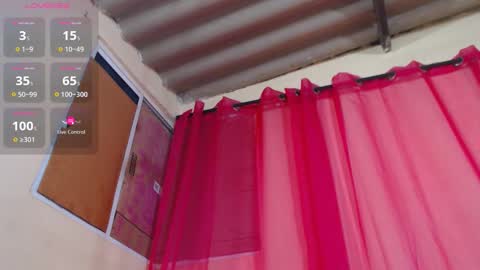 Romina Fiore  online show from 11/25/25, 11:16