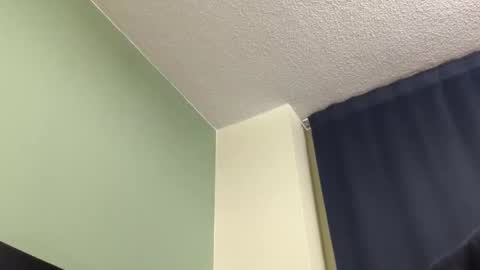 Snapshot of ron80000 chatting on 10/29/25, 02:58 ron80000 online show from 10/29/25, 02:58