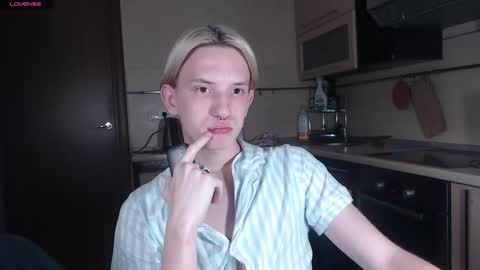 Ron online show from 09/22/25, 12:40