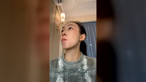 Snapshot of rongrong0329 chatting on 07/26/26, 06:21 sui sui online show from 07/26/26, 06:21