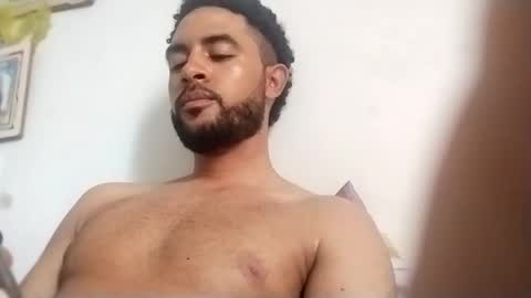 ronreal07 online show from 10/26/25, 05:41