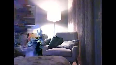 Snapshot of ronvlv chatting on 04/18/26, 03:21 ronvlv online show from 04/18/26, 03:21