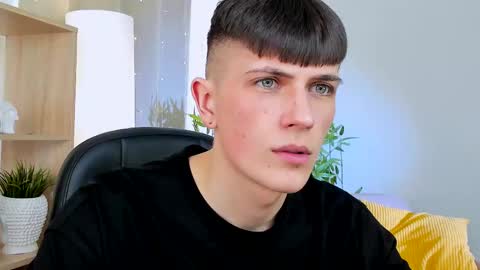 Rony online show from 03/13/26, 01:29