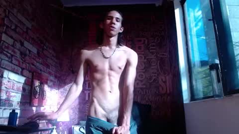 Snapshot of ronymiller_1 chatting on 12/08/24, 08:47 RonyMiller 1 online show from 12/08/24, 08:47