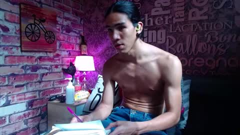 Snapshot of ronymiller_1 chatting on 01/24/25, 08:11 RonyMiller 1 online show from 01/24/25, 08:11