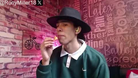 Snapshot of ronymiller_1 chatting on 02/08/25, 02:38 RonyMiller 1 online show from 02/08/25, 02:38