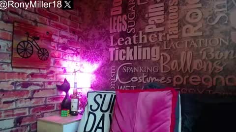 Snapshot of ronymiller_1 chatting on 02/10/25, 06:56 RonyMiller 1 online show from 02/10/25, 06:56