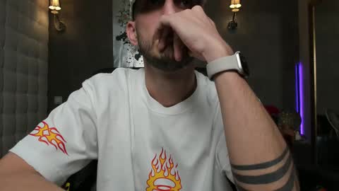 onlyfans-   online show from 02/10/25, 09:58