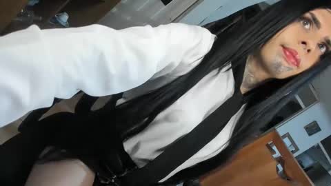 herreraisa offical online show from 02/02/26, 05:17